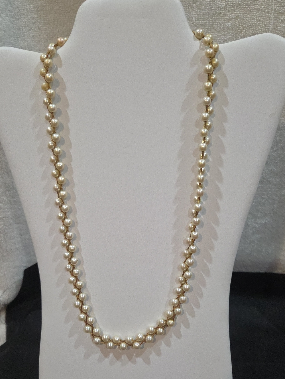 INTERTWINED DOUBLE FAUX PEARL NECKLACE